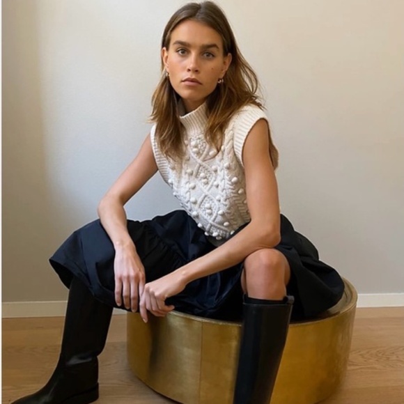 Aritzia Wilfred⎜ALPS SWEATER⎜WHITE RABBIT - Picture 3 of 15